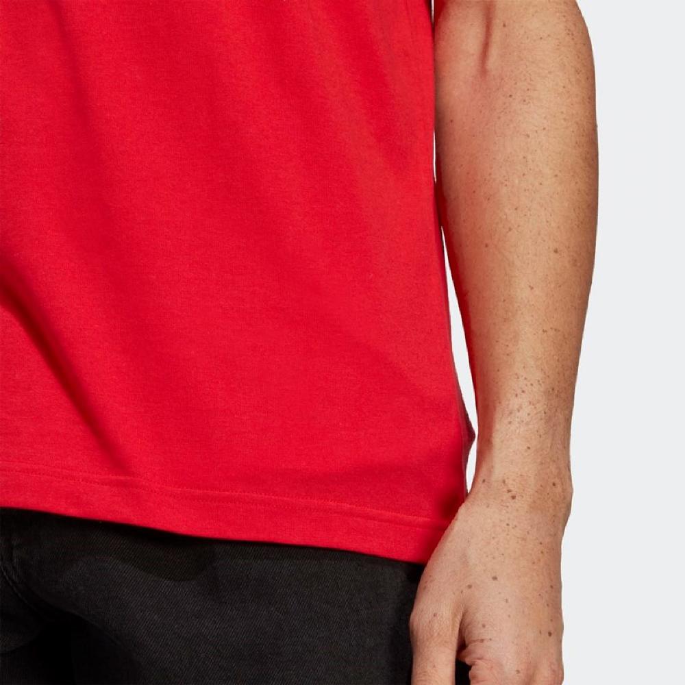 ic9278_8_apparel_on_model_detail_view_2_grey_enlarge